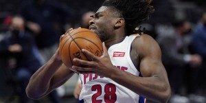 <?php the_title(); ?>