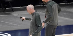 【大发扑克】步行者GM：本打算进行大规模的主帅遴选 但没想到卡莱尔突然出现