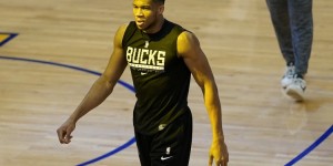 【大发扑克】跨越50年的纪录！雄鹿成NBA史上首支分别拿过东、西部冠军的球队