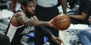 【大发扑克】乔治本次季后赛场均出战40.8分钟 场均26.9分9.6板5.4助