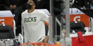 【大发扑克】名记：G1赛前字母哥丢失了房间钥匙 但酒店前台不认识他