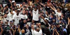 <?php the_title(); ?>