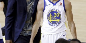 【大发扑克】库里：一哥身心都处于很好的状态 我们和汤追能解锁场上的潜力