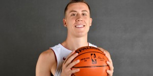 【大发扑克】莱利：邓罗是我见过最努力的人 他代表着每个怀揣NBA梦想的孩子