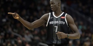 <?php the_title(); ?>