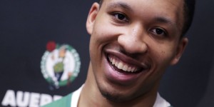 【大发扑克】名记：绿军内线格兰特-威廉姆斯当选球员工会副主席