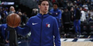 <?php the_title(); ?>