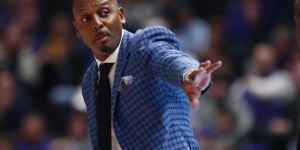 <?php the_title(); ?>