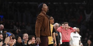 【大发扑克】名记：JR-史密斯正攻读学位 并申请加入大学高尔夫球队