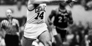 【大发扑克】真挚的祝福！祝NBA名宿鲍勃-库西93岁生日快乐