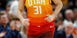 <?php the_title(); ?>