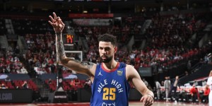 【大发扑克】真挚的祝福！小里弗斯29岁生日快乐