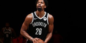 【大发扑克】丁威迪向2K主管罗尼询问自己2K22能力值 罗尼回复：82