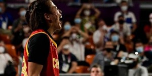 【大发扑克】奥运铜牌！苏群：王丽丽不愧是中国女乔丹 身背23号拿下9分