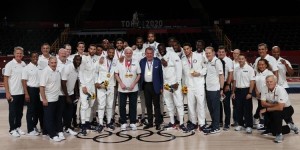 【大发扑克】东京奥运会斩获金牌 12名美国队球员都将获得3.75万美元奖金