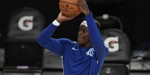 【大发扑克】绿军预想让斯玛特打首发 尚未知施罗德加盟会如何改变这一计划