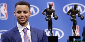 【大发扑克】想像布雷迪一样打到40+岁吗？库里：重要的是专注当下