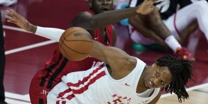 【大发扑克】自掏300万欧买断费！加鲁巴：打NBA是从小就有的梦想