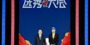 【大发扑克】希望摘掉“综艺”标签 福建男篮新秀阿迪力：我的定位就是玩命干