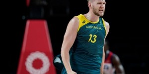 【大发扑克】美记：兰代尔和马刺的合同是两年底薪 其中第二年为无保障