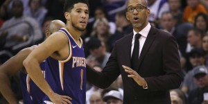 【大发扑克】蒙蒂：布克就像艾弗森与邓肯等人 他是真的热爱打篮球