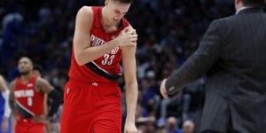 【大发扑克】名记：开拓者将不会为扎克-科林斯提供700万美金的资质报价