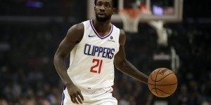 <?php the_title(); ?>