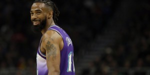 <?php the_title(); ?>