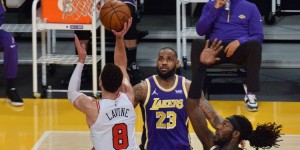 【大发扑克】拉文加盟Klutch 詹姆斯：欢迎欢迎!!!家人们都在这儿呢