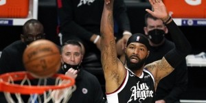 【大发扑克】小莫里斯不满无缘新赛季百大球员榜：请放尊重一点