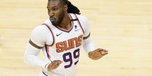 【大发扑克】克劳德打趣保罗续约：早知道了 当初可是他求我来太阳的