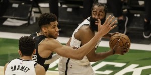 <?php the_title(); ?>