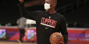 <?php the_title(); ?>