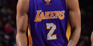 【大发扑克】艾灵顿：队里得有人做出牺牲 认为球队的阵容很合理