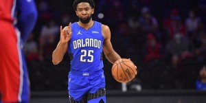 【大发扑克】官方：太阳队与后卫沙松-兰德尔签下训练营合同