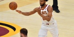 【大发扑克】训练营添新人！美记：爵士签下马克斯-博尔登和马利克-菲茨