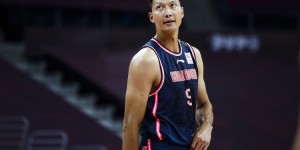 【大发扑克】中青报：CBA新赛季观赏度或下降 阿联复出增加了亮点和看点