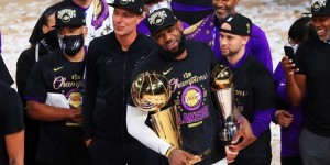 【大发扑克】去年今日：詹姆斯生涯第四次当选FMVP 并创下多项历史纪录