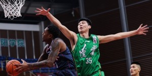 【大发扑克】辽媒：辽篮携全运冠军之势迎接新赛季 朱荣振需承担起更多责任