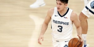 【大发扑克】名记：雄鹿与格雷森-阿伦达成2年2000万美元提前续约