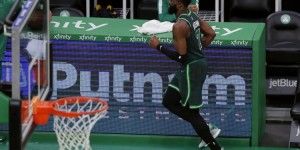 【大发扑克】杰伦-布朗：目前手腕恢复了八成 手腕手术是我人生第一次手术