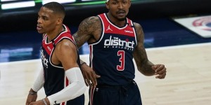 【大发扑克】比尔：作为球队门面 沃尔和威少接受问责 我将继续这样做