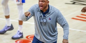 <?php the_title(); ?>