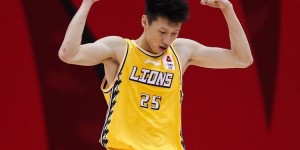 【大发扑克】赵库里！赵岩昊半场替补出战16分钟轰下20分