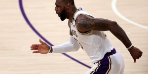 <?php the_title(); ?>