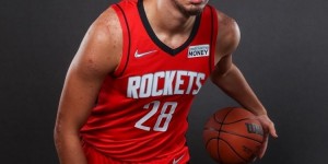 【大发扑克】塞拉斯：萨古今日将首发 我想好好看看他与伍德搭档的效果