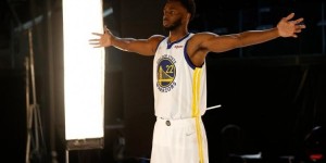 【大发扑克】维金斯已打疫苗！勇记：他想尽办法避免打疫苗 但路子都被堵住了