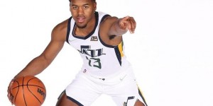 【大发扑克】Stein：球探圈认为爵士第40位选贾里德-巴特勒是今年选秀最大打劫