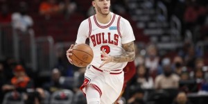 【大发扑克】朗佐-鲍尔24岁前在三支不同球队都拿过三双 历史首人