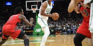 【大发扑克】凯尔特人官方：霍福德新冠检测呈阳性